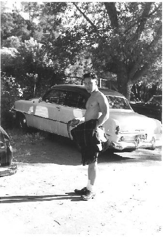 Bill Tom, photo 7 of 33