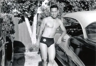 Bill Tom, photo 8 of 33