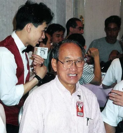 Bill Tom, photo 24 of 33